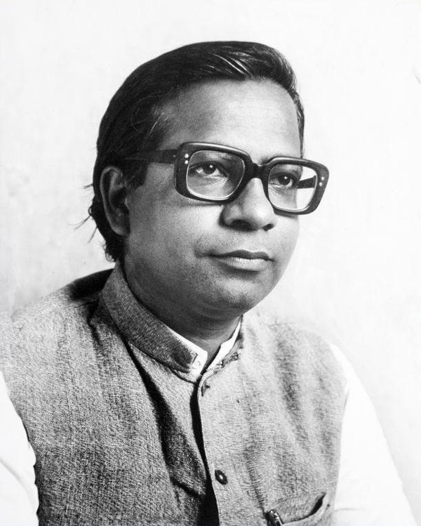 કવિ શ્રી ચંદ્રકાન્ત શેઠ સાથે સંવાદ : યોગેશ જોષી